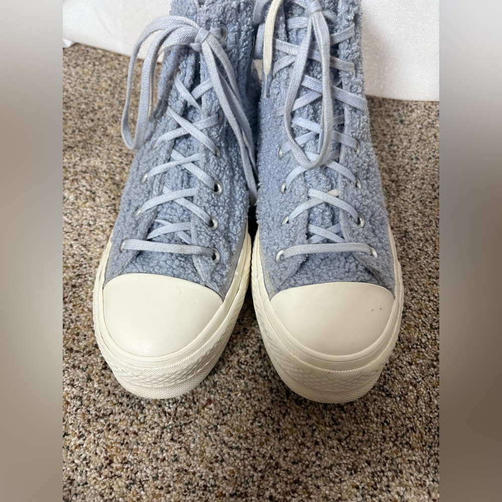 Converse Chuck Taylor All-Star Hi Lift ‘Cozy Club’ Trainer Fuzzy Sherpa Platform - Picture 3 of 10